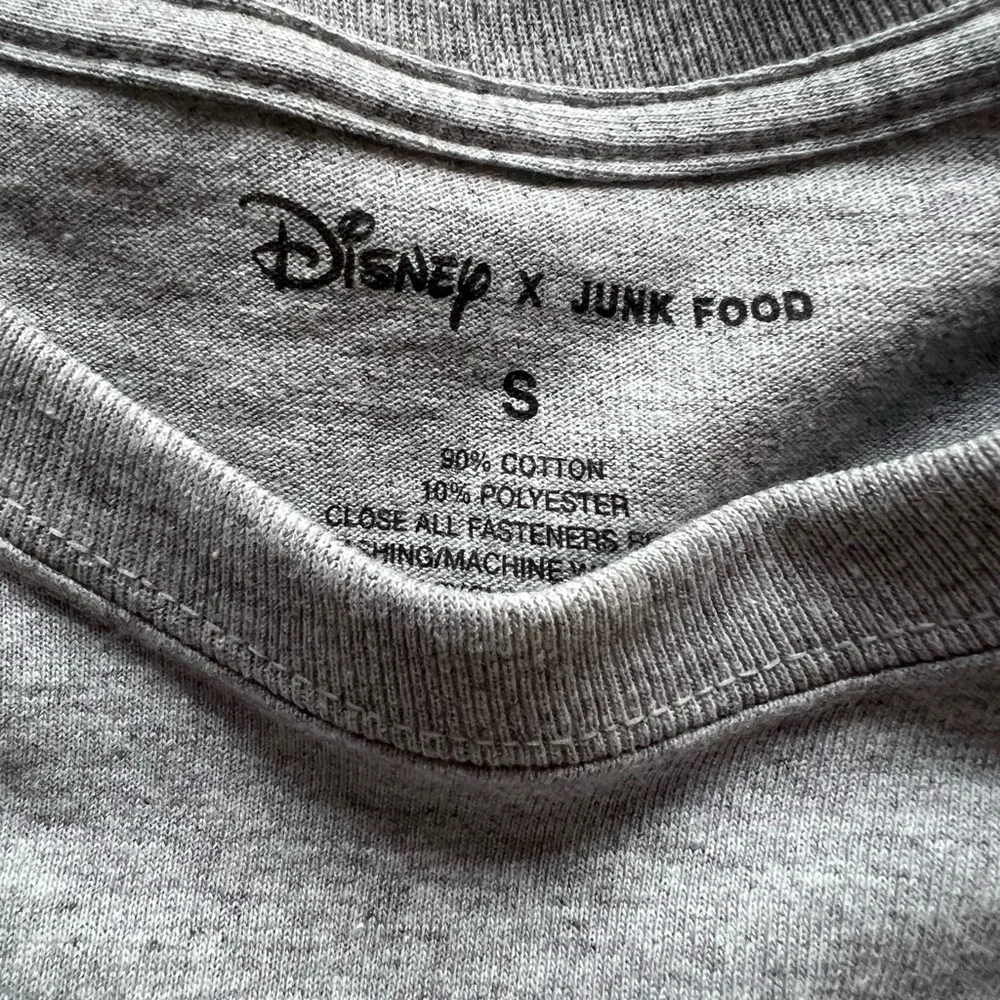 Disney x Junk Food Lakers Gray Long Sleeve - Picture 4 of 9